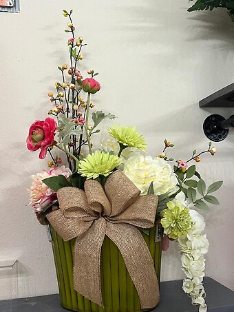 Green Garden Arrangement